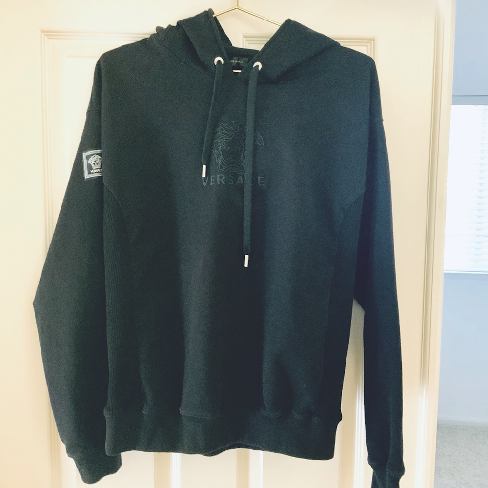 Men’s M Versace Black Medusa Hoodie, Embroidered Hood